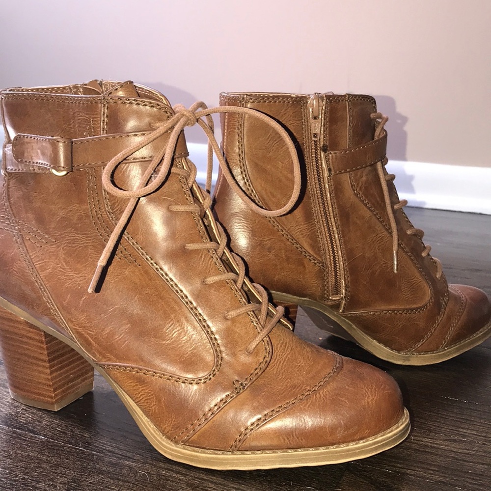 Naturalizer bootie